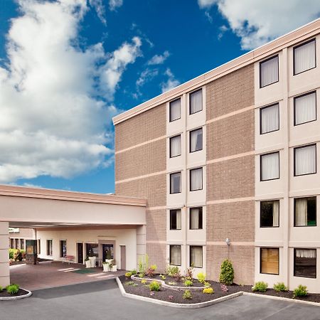 Holiday Inn Auburn-Finger Lakes Region By Ihg Exterior photo