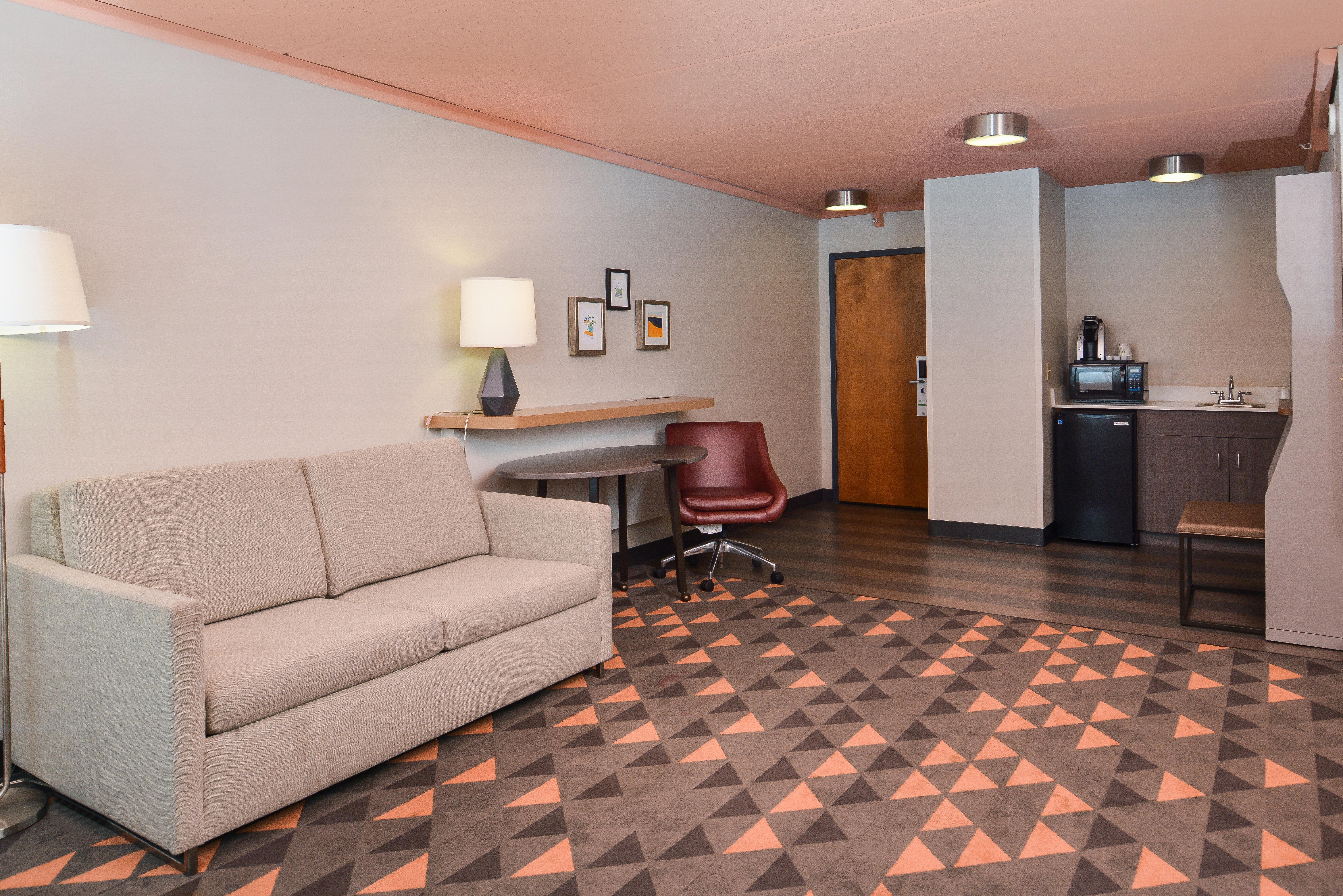 Holiday Inn Auburn-Finger Lakes Region By Ihg Exterior photo